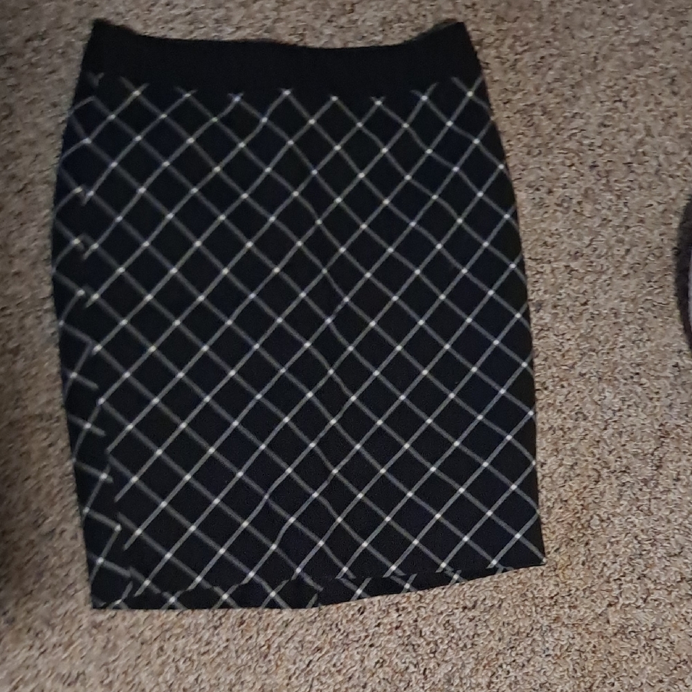 The Limited Black Pencil Skirt with White Grid